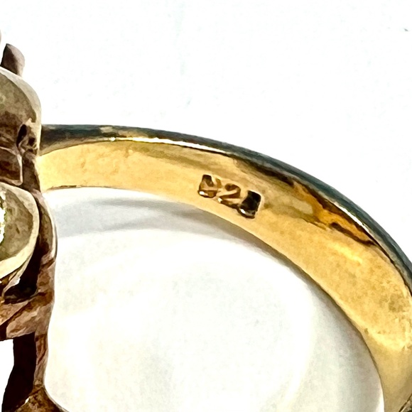 Citrine Colored CZ Ring in 925 Silver Size 5 - Picture 4 of 6